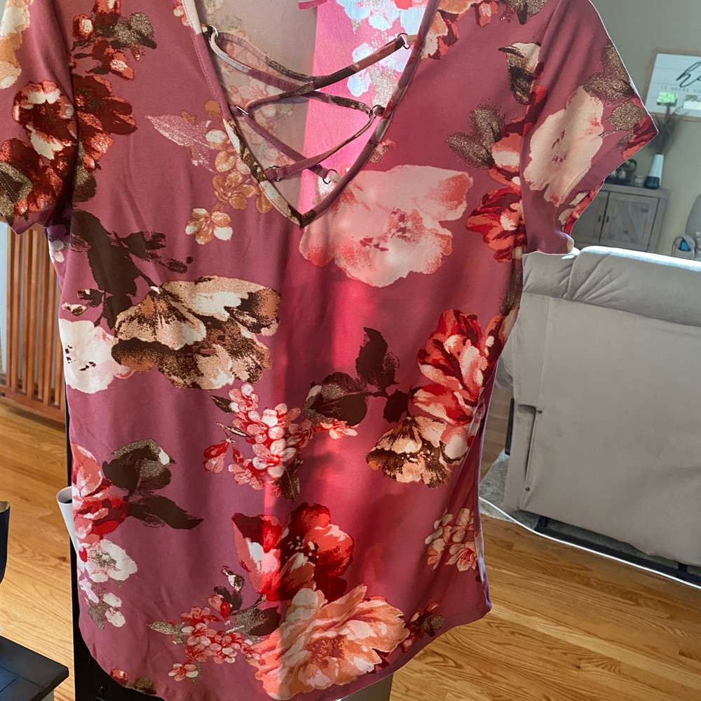 Pink lace up front floral design size Large top